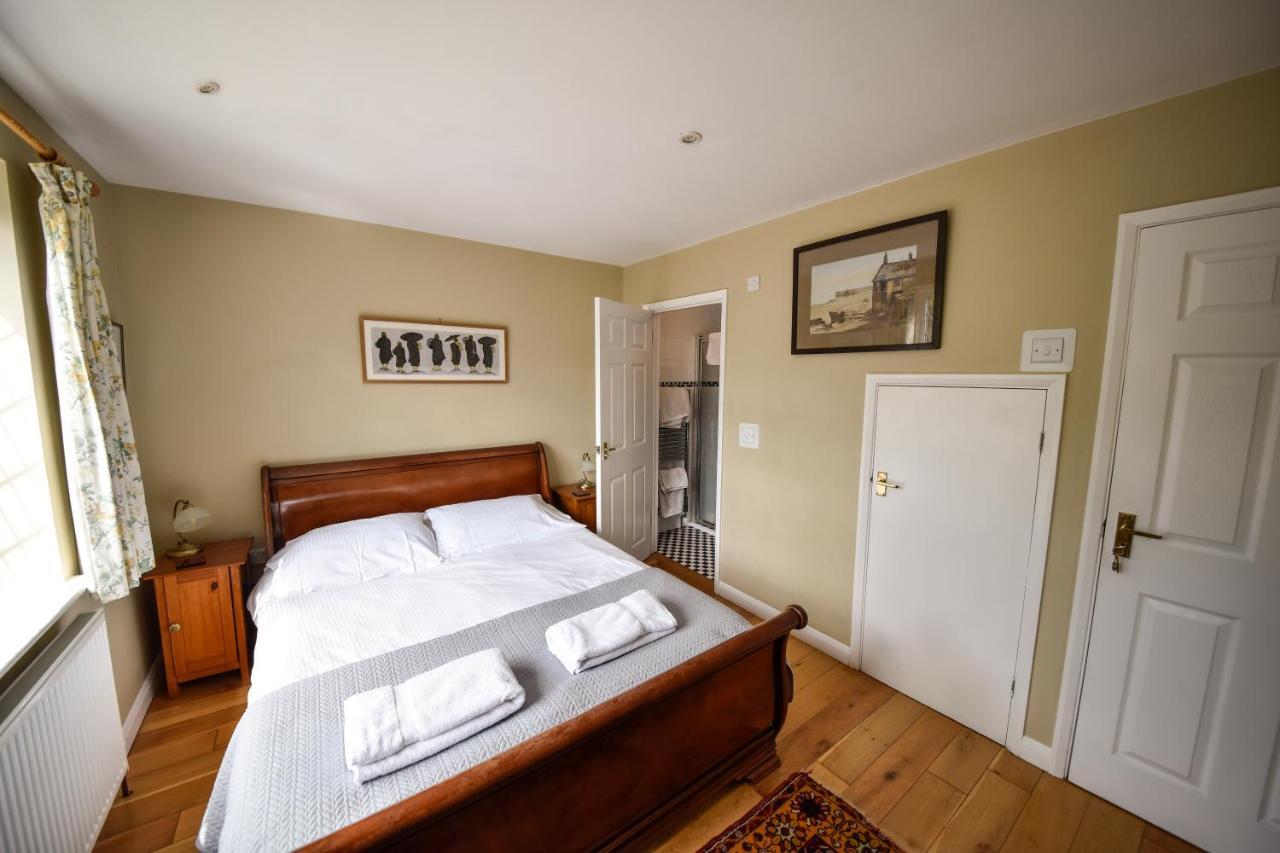 Ward Avenue B&B Каус Экстерьер фото